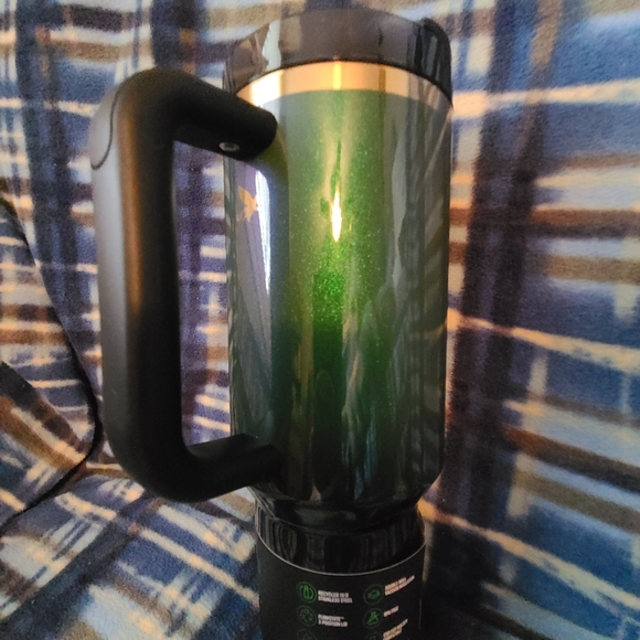 Wicked 40 oz Elphaba Stanley 💚🖤 - Picture 8 of 9